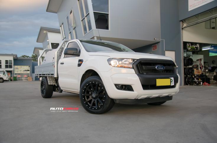 FORD RANGER HEIST SATIN BLACK